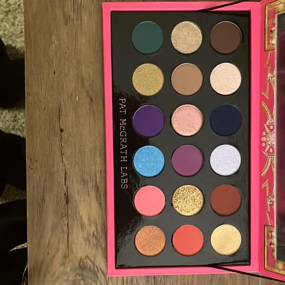 BNIB Pat McGrath Celestial Nirvana eyeshadow palette - Picture 3 of 6